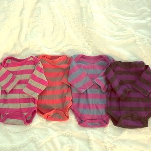 Set of long-sleeves striped onesies